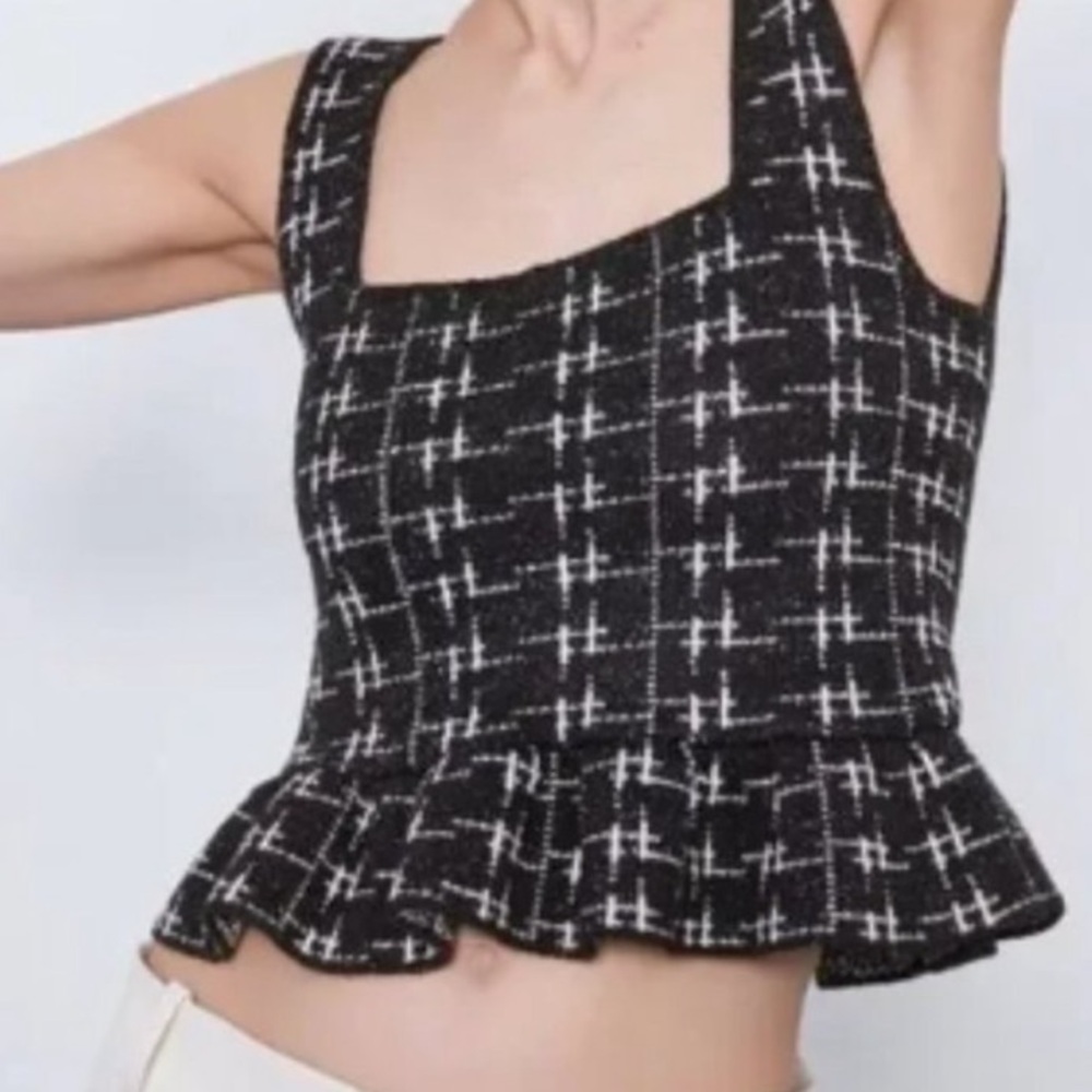 Zara Metallic Thread Knit Top // Black and White Women's Top